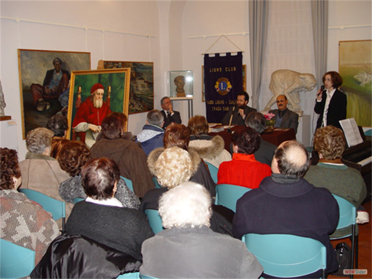 Presentazione della copia d'autore, alla presenza delle autorità lionistiche, civili e religiose